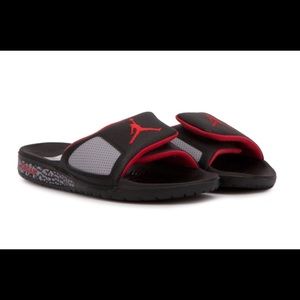 jordan retro 13 slippers